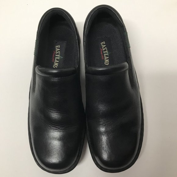 Eastland Newport Slip On Loafers in Black Leather - Picture 5 of 16
